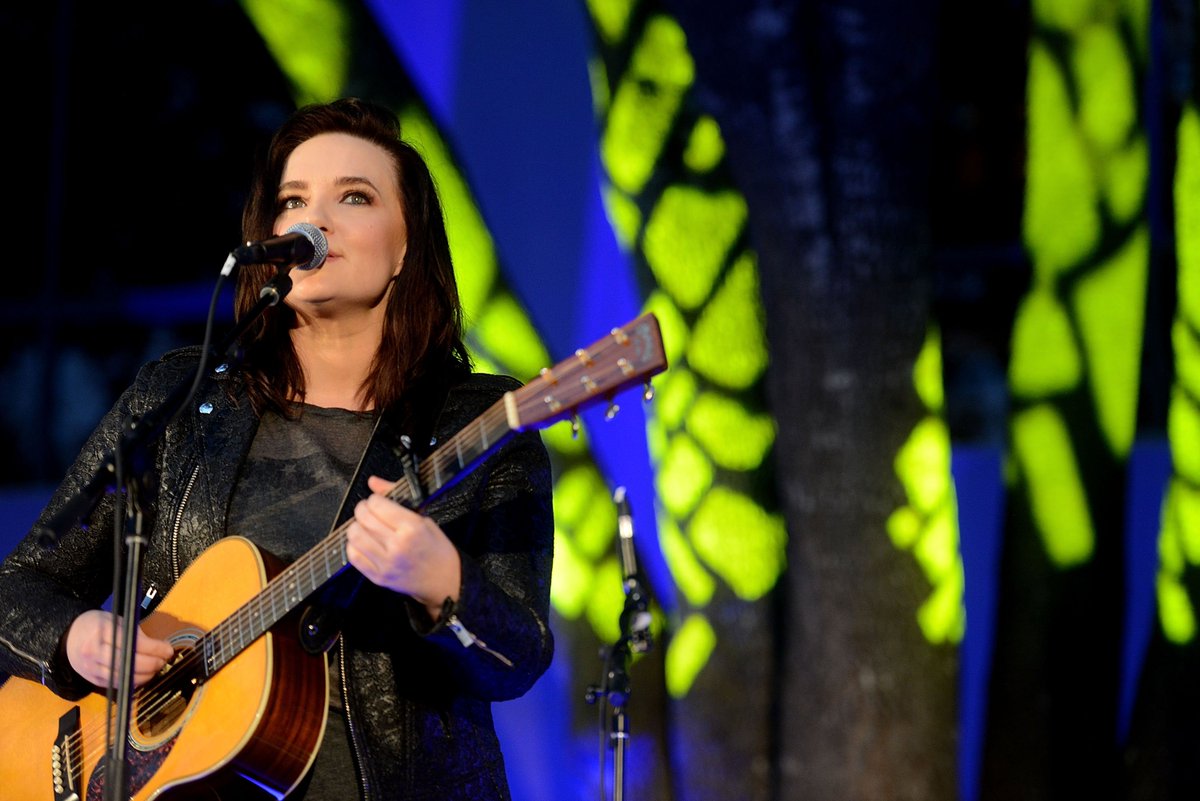 RecordingAcad's tweet photo. Music, that's what it's all about! 🎶 🎤 We had the pleasure of bringing to the stage @TheBrandyClark, @beholdmelat, and @grupofantasma at our #GRAMMYBlockParty!
See more #SXSW updates ➡️ https://t.co/nMBjPr7QuF https://t.co/2Qx8FIMYvO