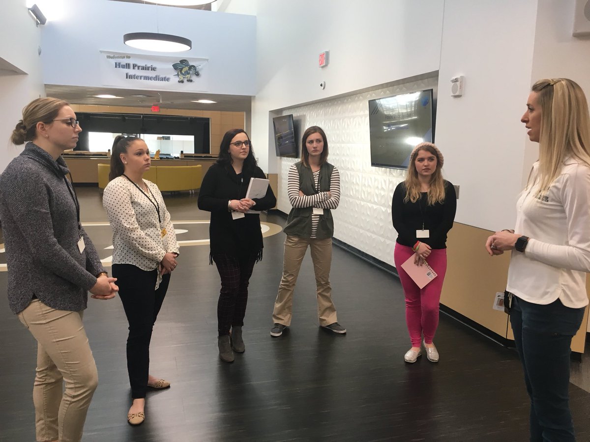 tonya_thorbahn's tweet photo. Great morning touring @HPIPerrysburg with the @UFindlay_COE All things #STEM and TONS of collaborative spaces! Shout out to @jsnhubbard for sharing a bit of his classroom with us! #UFcollab https://t.co/DpU62L1s6U