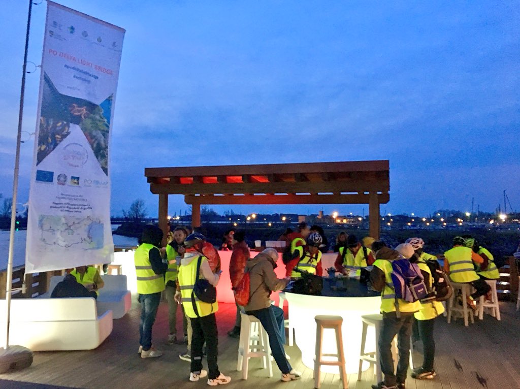 mydeltapo's tweet photo. Live from #PoDeltaLightBridge ๐ด๐ปโโ๏ธ Si pedala, si mangia e ci si diverte! ๐๐ช๐ป๐ค https://t.co/LgRejXxp3L