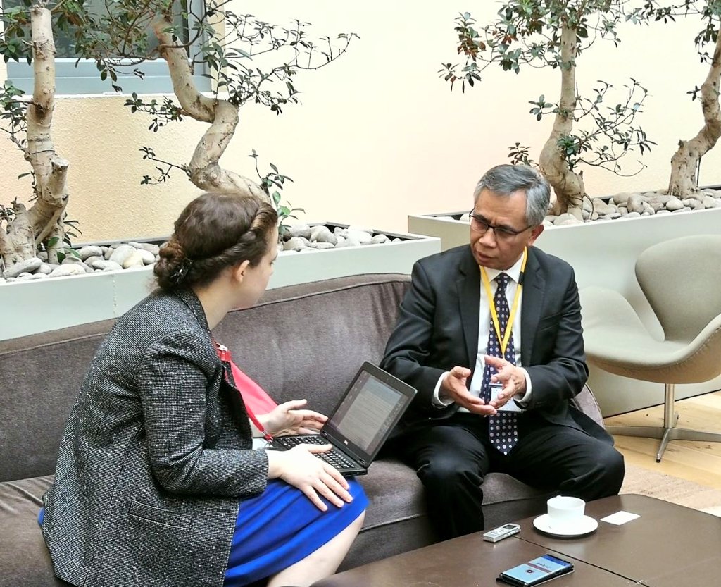 KBRILondon's tweet photo. #WimbohSantoso @ojkindonesia is interviewed about #IndonesiaInfrastructure projects financing; offering opportunity for foreign banking to #InvestIndonesia #IIIF18 @bkpm @IIPCLondon @bank_indonesia @Portal_Kemlu_RI https://t.co/S09BKpCiel