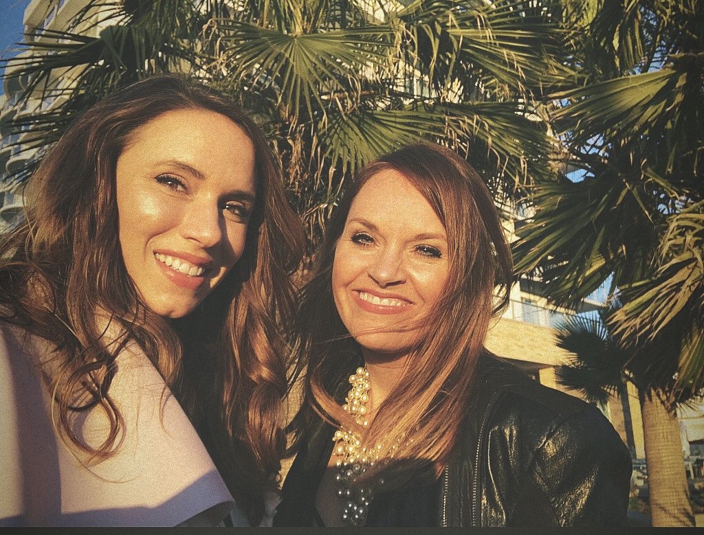 ATLMatchmaker's tweet image. Had an amazing opportunity in Huntington beach, CA. Helping a beautiful VIP client on a reality show. Pretty excited!
P.S. Single successful gentleman interested in meeting an impressive beautiful independently wealthy 54 yr lady in Cali, give us a holler! Lumasearch.com