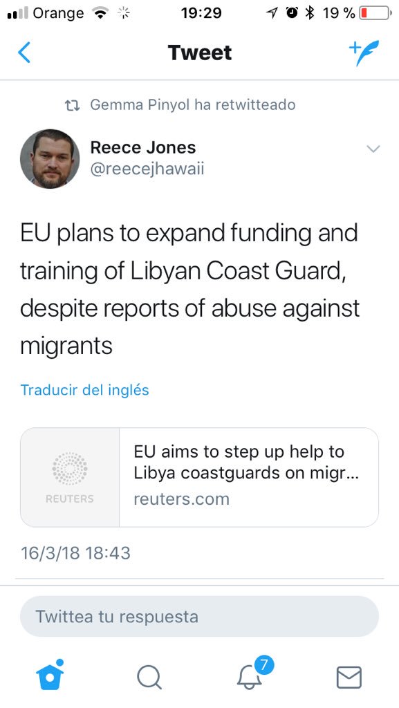 xavieraldekoa's tweet photo. Voy a poner estas dos noticias bien juntas a ver si a algún político se le cae la cara de puta vergüenza

1. Guardacostas amenazan con disparar a matar a @openarms_fund  si no entregan a migrantes rescatados

2. UE planea aumentar fondos y entrenamiento de guardacostas libios https://t.co/21u6C4oitZ