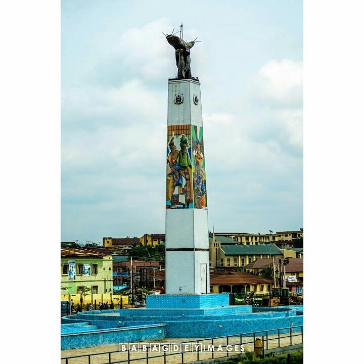OsunObserver's tweet photo. Atewogbeja monument, Nelson Mandela Freedom Park. @Osogbo_City 
📷 - Babagdey Images https://t.co/ZYjvZHYnOX