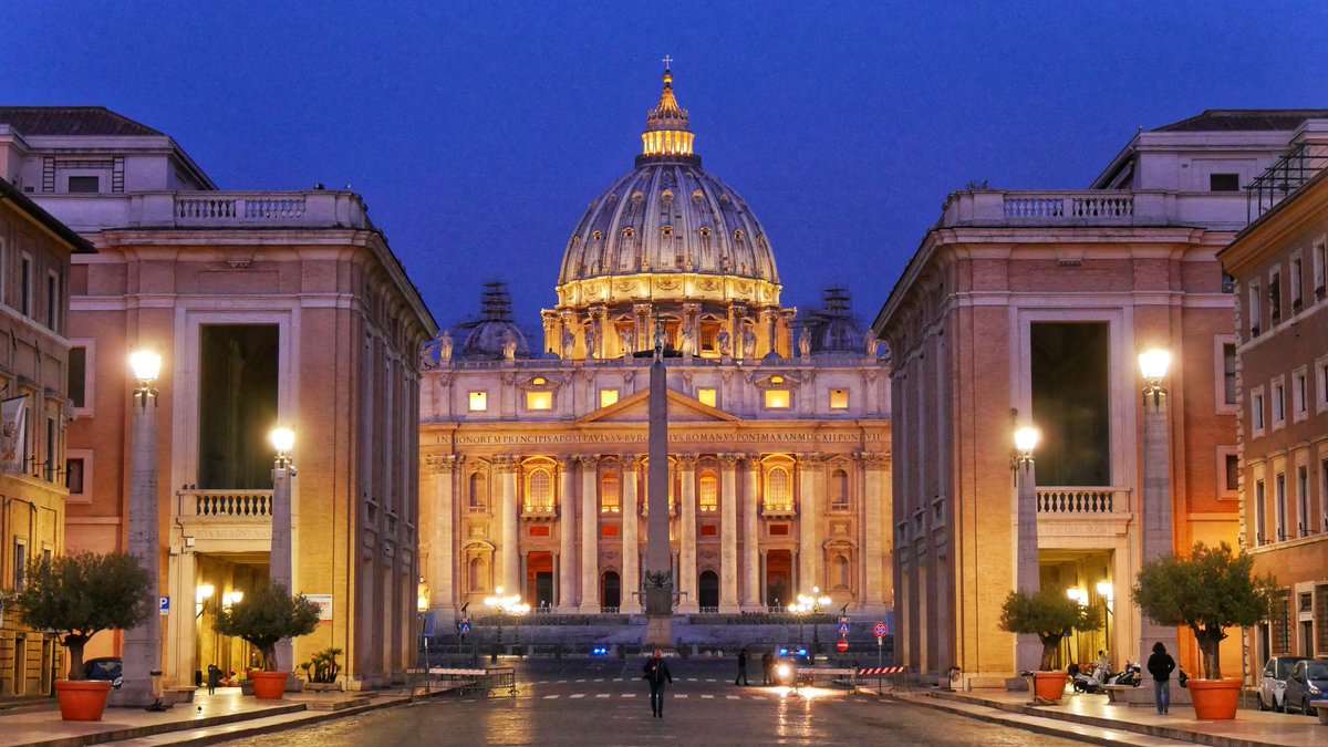 #RomeIsUs #Roma #Vaticano La maestosità del #Cupolone #buonaserata a tutti.