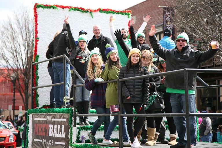 ToastCoffeehous's tweet photo. The St. Patrick's parade in #Patchogue is this Sunday, March 18th! 
Stop in for breakfast before the parade! 
https://t.co/o0stZGghpE https://t.co/6OmMx39hQY