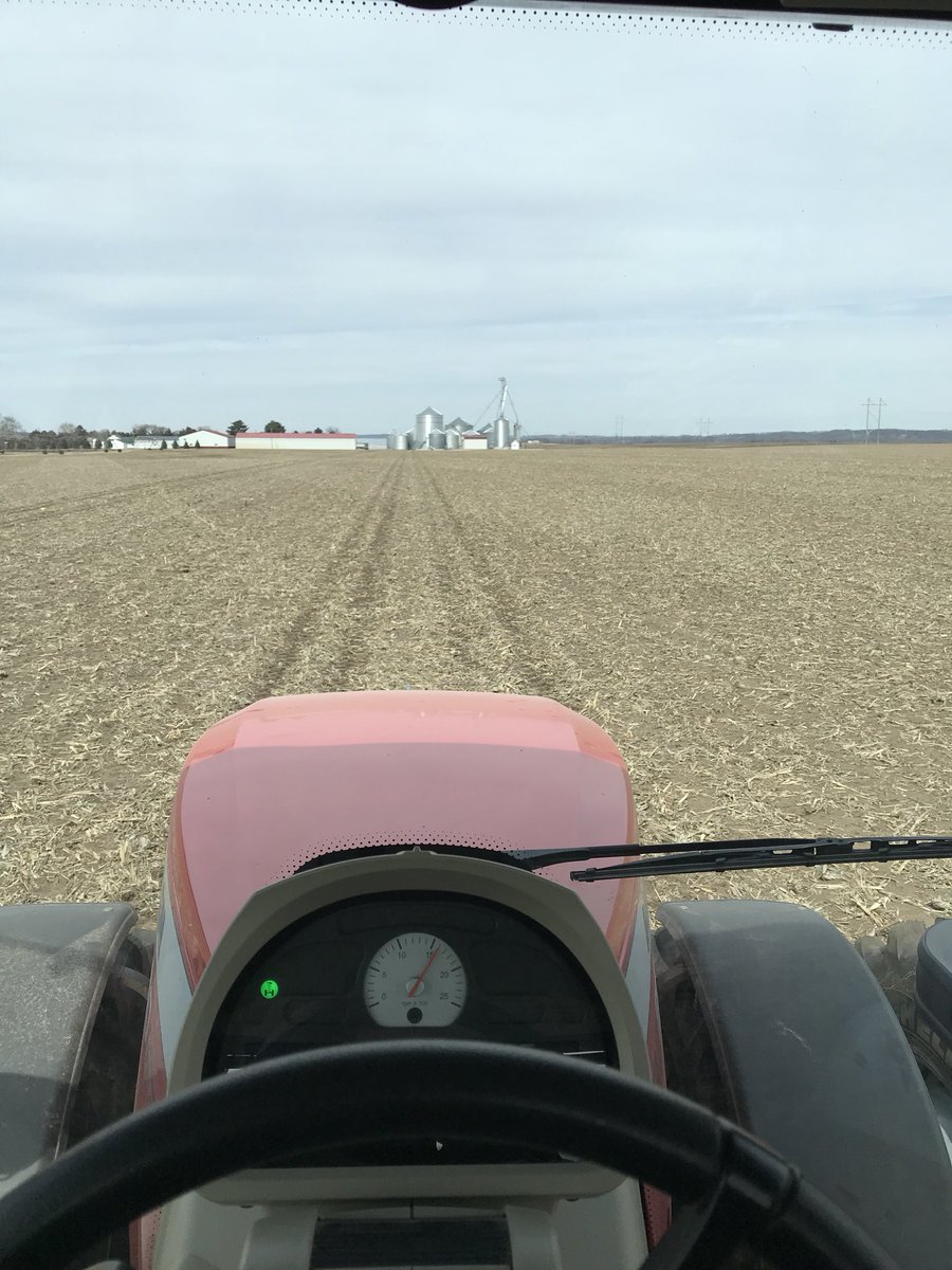 baeragsolutions's tweet photo. Strait rows every year and every time! With @AgLeaderTech and @MyWayRTK https://t.co/Wo1yBfxcKn