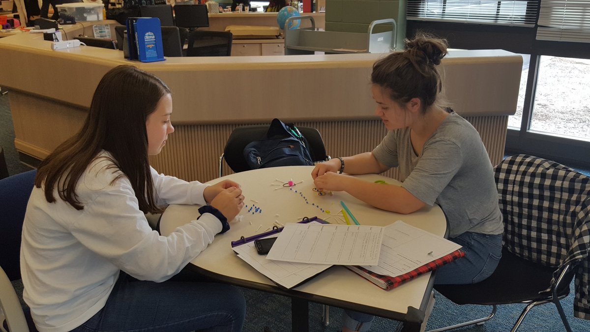 MsBoyntonSCN's tweet photo. Proud of my #SCNPsych2 students who used the #SCNMakerSpace to build neurons today! https://t.co/R8cI8Vdamt