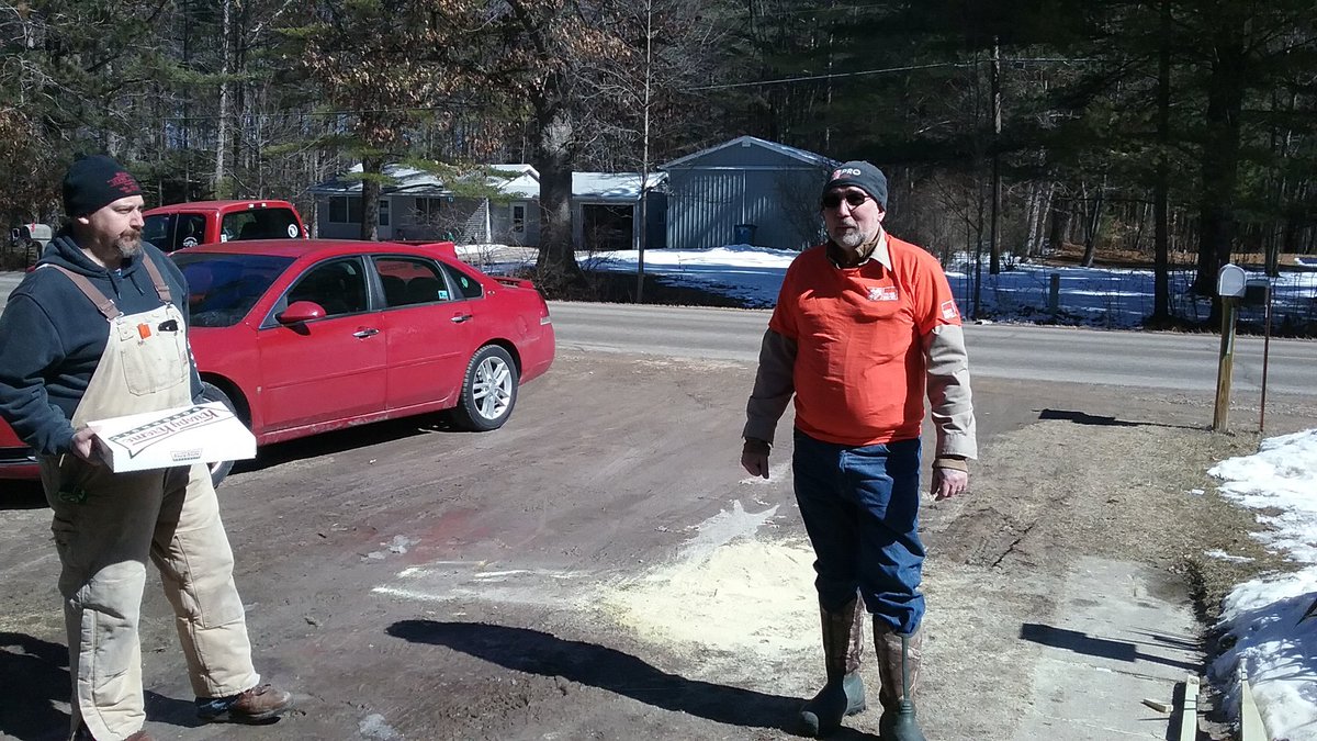 CycleTodd1969's tweet photo. Team Depot 2747. Building a ramp for someone in need.. https://t.co/oBdblQWim3