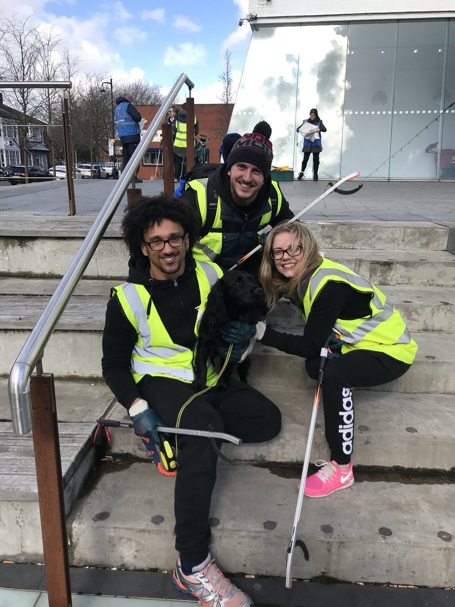 The squad helpinnout with the <a href="/JQBID/">The Jewellery Quarter BID</a> #GBspringclean this afternoon helping keep our lovely #jewelleryquarter clean and tidy 💙