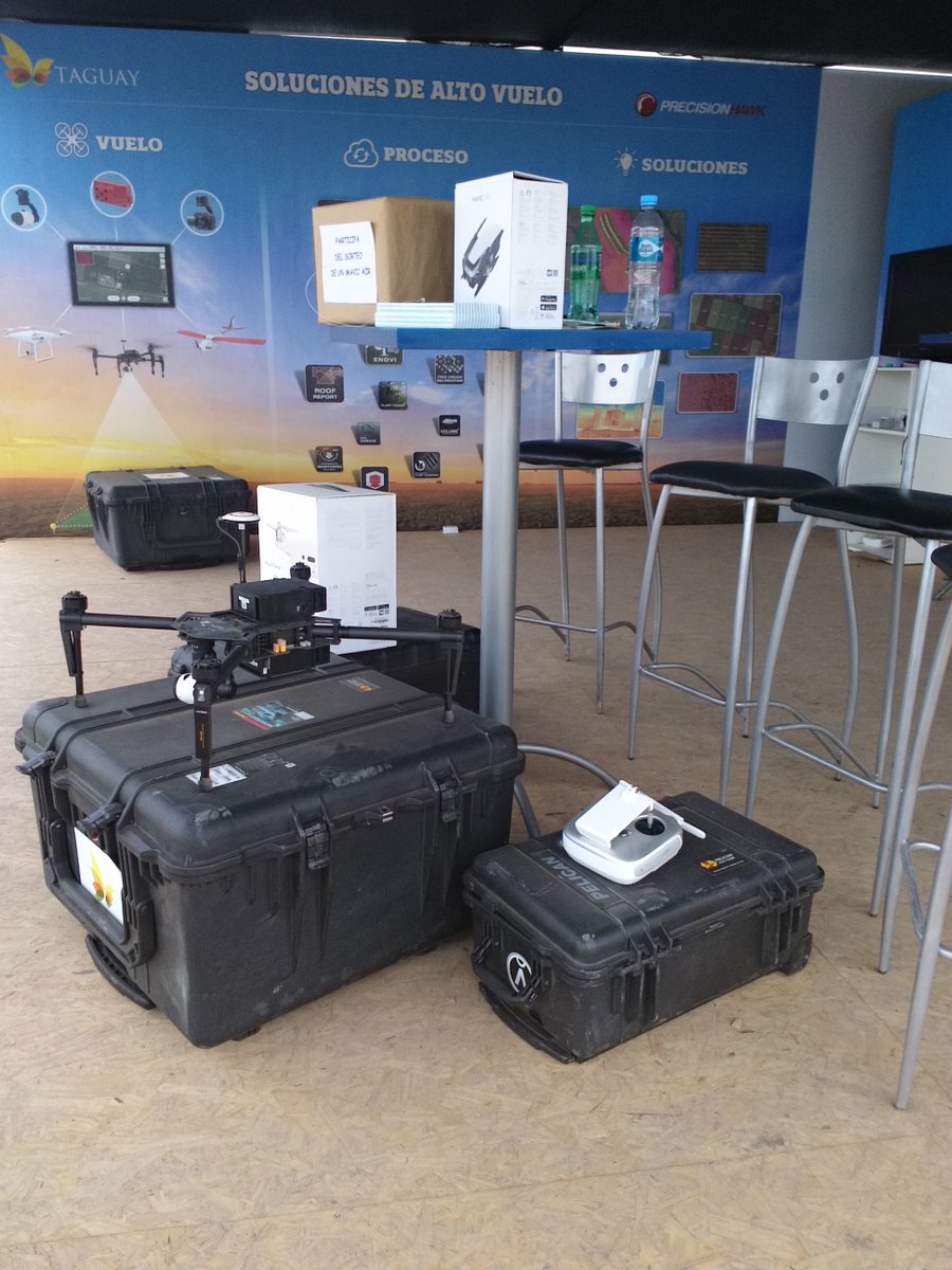 TaguayInfo's tweet photo. Ultimo día en #EXPOAGRO2018!! Te brindamos la solución completa: VUELO - PROCESO - SOLUCIONES
#tecnología #drones #DJI #vuelos #software #procesamiento #análisis #soluciones #PRECISIONHAWK
Visitanos en stand N°968 https://t.co/MlCdxZHdMi