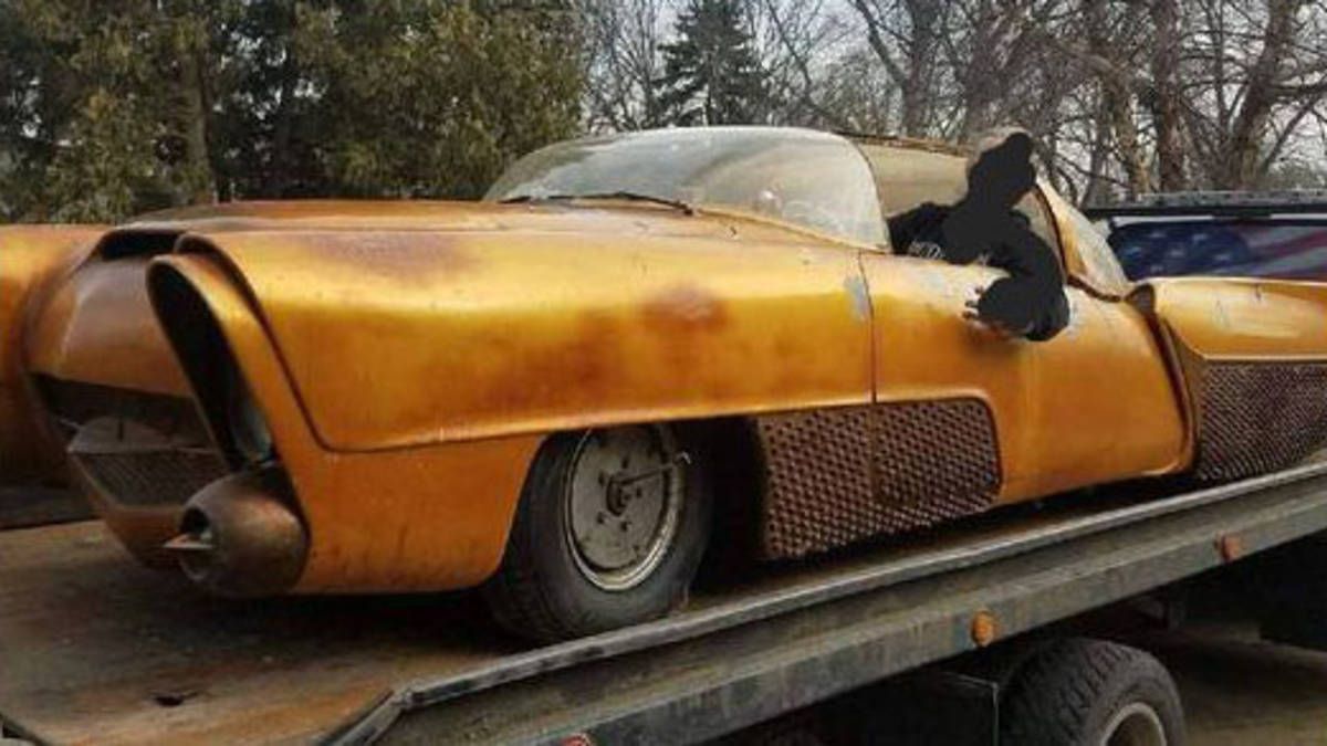 UnicomInsurance's tweet photo. Basement Find: Hidden for decades, the Golden Sahara is back in the public eye
https://t.co/MDb4A5W3pd
#motortrade #motorhappy #motorhour #iMotorPro
@FameRTR @ShoutGamers @Quickest_Rts https://t.co/Mi2c6l1XE7