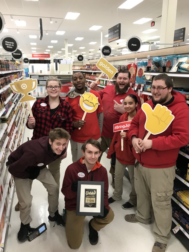 GarrityJenny's tweet photo. Proud of this team #GoldenContribution @ginasullivan25 @nroyal13 @samshah21 https://t.co/iq3ZRqavnK