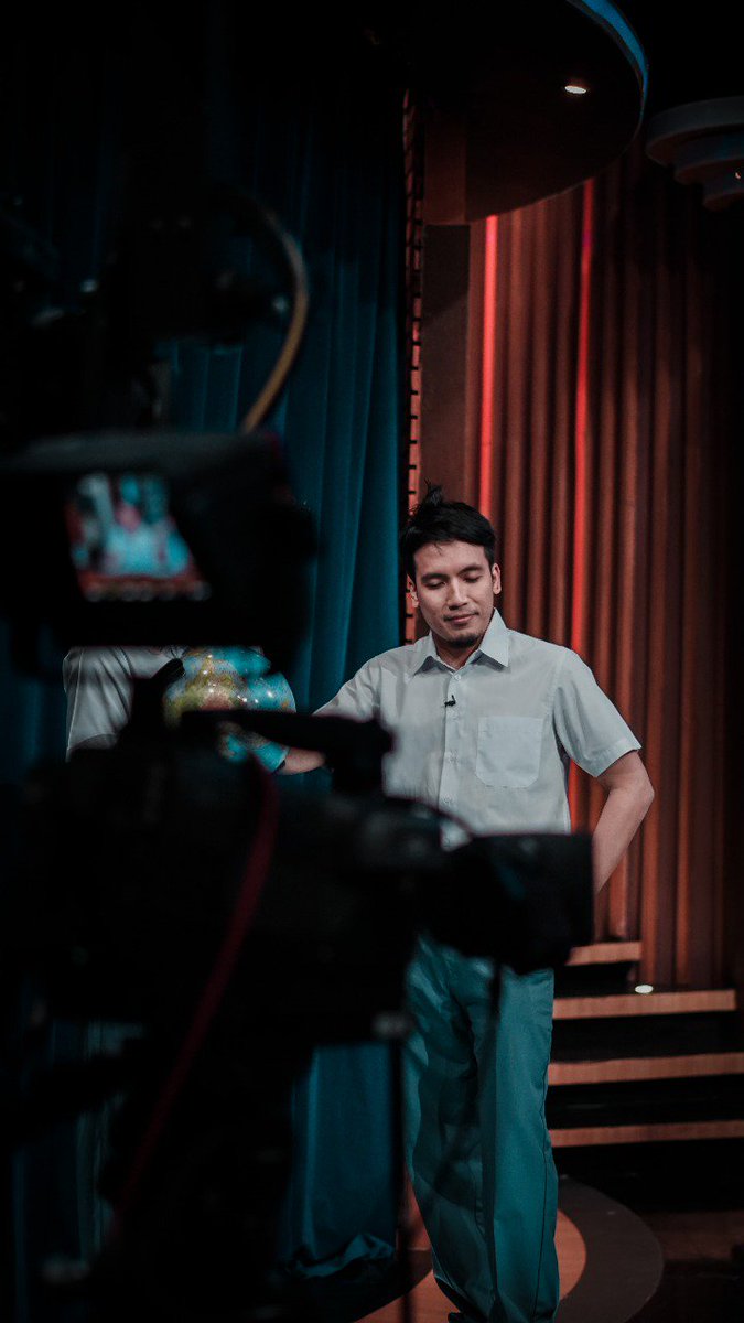 armanmanman's tweet image. Bts Tonight Show #Netmediatama #a6000