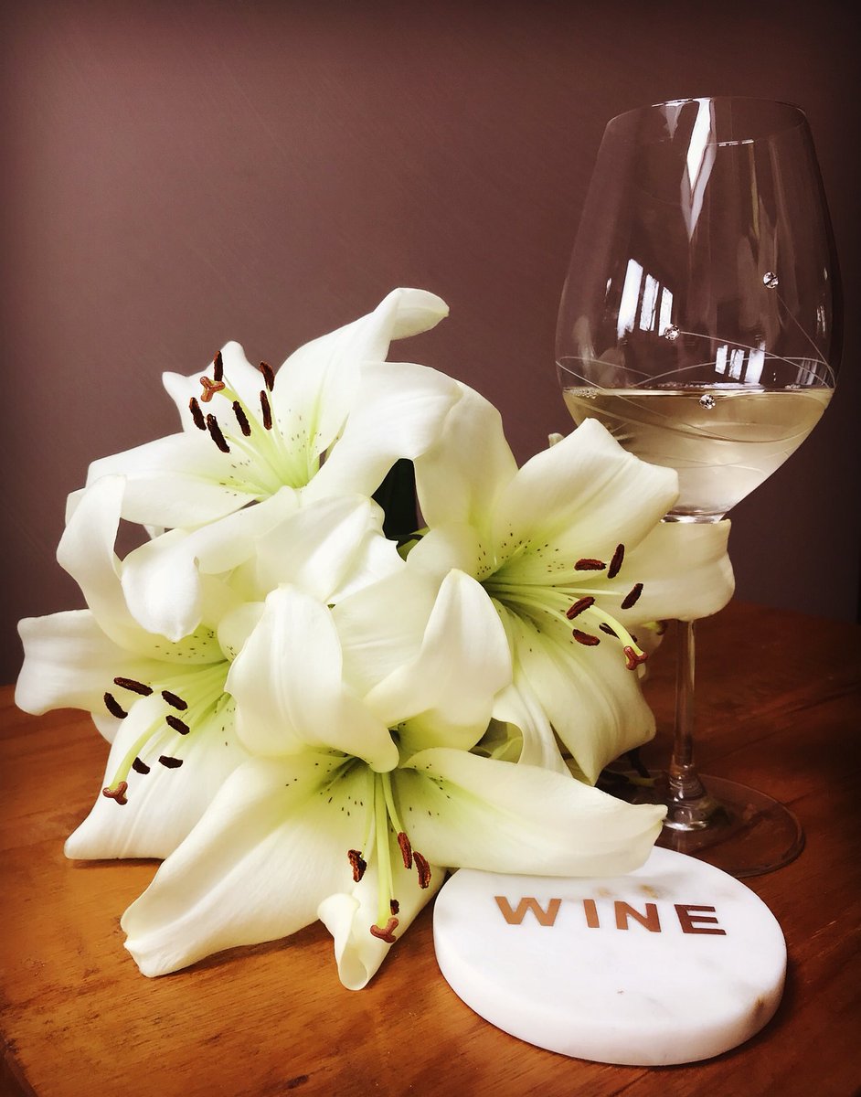 Another glass? Wine not! Have a fabulous weekend everyone 🍾🥂 #wine #weekend #wonderful <a href="/winewankers/">The Wine Wankers 🍾🤛🎉🥂</a> <a href="/DemiCassiani/">Demi Cassiani</a> <a href="/Julianna_glass/">Anna</a> <a href="/pietrosd/">🍾🍷PIETROVINI🍷🍾</a> @hmgivingsoul <a href="/suziday123/">Suzi Day</a> <a href="/TheSavvyChef1/">Savvy Chef Lin</a> <a href="/always5star/">Always5Star</a> <a href="/ricasoli99/">Katarina Andersson - Taste Italy With Me 🍷</a> <a href="/boozychef/">boozychef</a> <a href="/winetraveleats/">Wine Travel Eats</a> @MoMo_SanDiego <a href="/SLBriscoe/">Stacy Briscoe, DipWSET (she/her)</a> <a href="/magee333/">Laura</a>