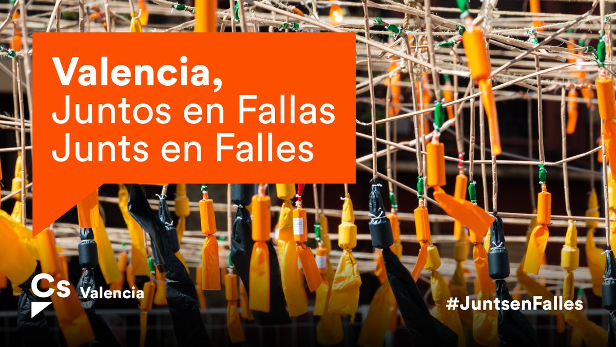 Cs_Transitos's tweet photo. Comenzamos las #Falles18 🔥. 

Valencia, #JuntsenFalles 💥 https://t.co/3hAqEUS1Gi