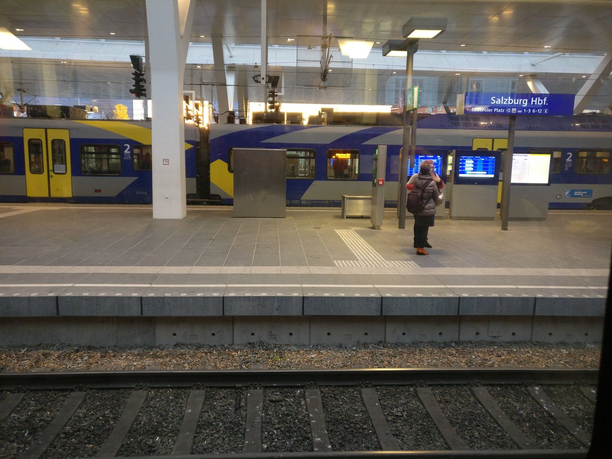 Ab wieviel #Zigaretten pro m² zählt "Gleisschotter" eigentlich als "Gleisschotter gefährlich kontaminiert"?
#justsayin'
#Abfallwirtschaft ad absurdum