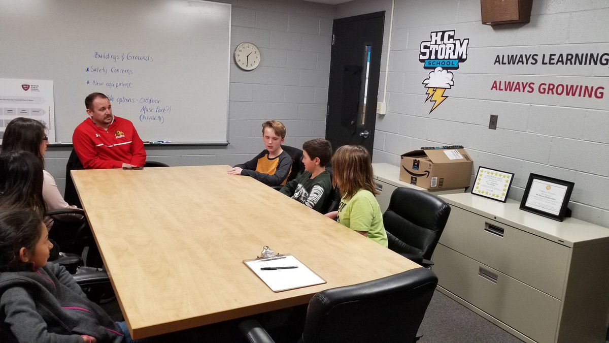 HCStormSchool's tweet photo. A special thank you to Mr. Mark Anderson for sharing his time with some of our 5th graders! #CommunityOfCollaboration https://t.co/fMfZsl1qKk