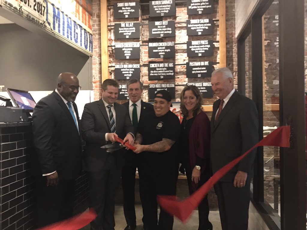 heythereshelbs's tweet photo. Welcome to the city #StitchHouseBrewery #inwilm #netde @wilmingtondegov @delaware_gov @DelawareTourism @VisitWilmington #Delaware #beerDE @WDEL https://t.co/7DzzIrVxEP