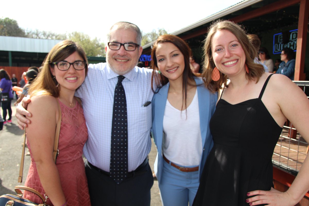 drjosecavazos's tweet photo. We had an outstanding 2018 MD/PhD Residency Match at UT Health San Antonio:
Mariam Ishaque, MD PhD – Neurosurgery – U Virginia
Raehannah Jamshidi, MD PhD – Pediatrics – U Texas Houston
Jessica Zavadil, MD PhD – Pediatrics – Washington Univ.
We are so proud of them! #MSTPmatch https://t.co/ql3XG9ZlmE