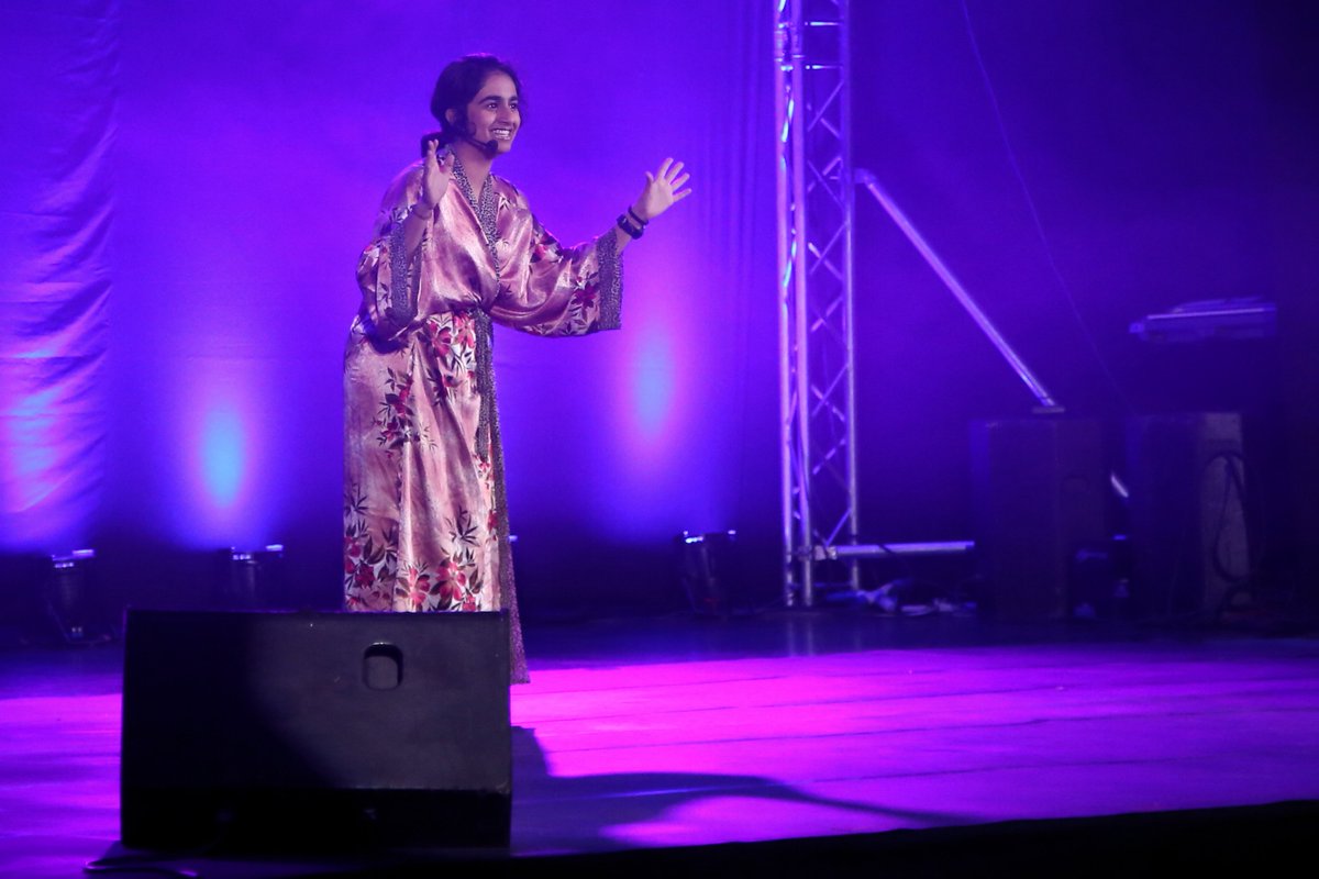 TheIsmailiKenya's tweet photo. Performers Karishma Kassam, Zalia Lalani and Amurnissa Pirbhai at the #JubileeArts Festival in Nairobi - Talent Showcase Judging 2. 

#OneJamat 
#DiamondJubilee https://t.co/gHtp0T3F3w