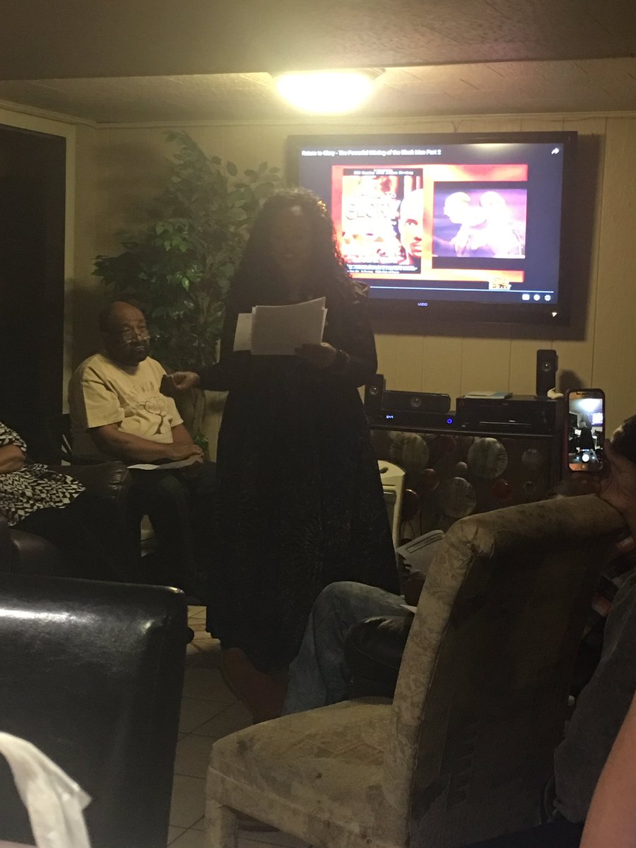 Elo_AdolphiCSU's tweet image. #FlashbackFriday Our Feb KSP &quot;From Plantation to Promise&quot; Elo Shonie presented a powerful topic on shifting from Slave to Kingdom mindset! 💜