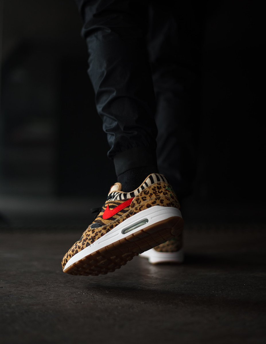 NigraMercato's tweet photo. Hazte así que tienes una cosa en el mail (o no) 📩 Ganadores del raffle Nike Air Max 1 x Atmos “Animal Pack” contactados [mira en spam🚨]  #nigramercato #nike #airmax1 https://t.co/1IkdbHEH8u