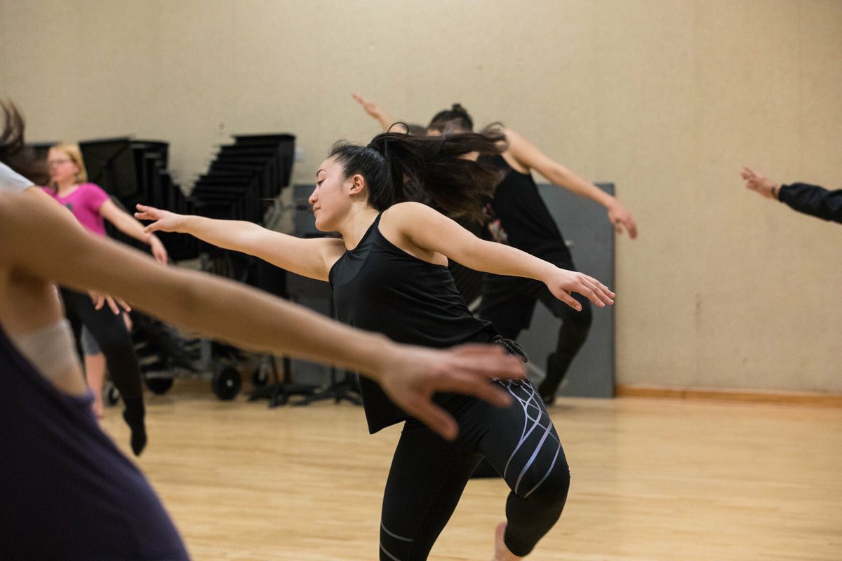 scvanguard's tweet photo. Check out these photos from last night’s Dance Workshop with Carol Abohatab, and don’t forget to RSVP for one of our upcoming events! #VMAPA https://t.co/0bhERgPiD2