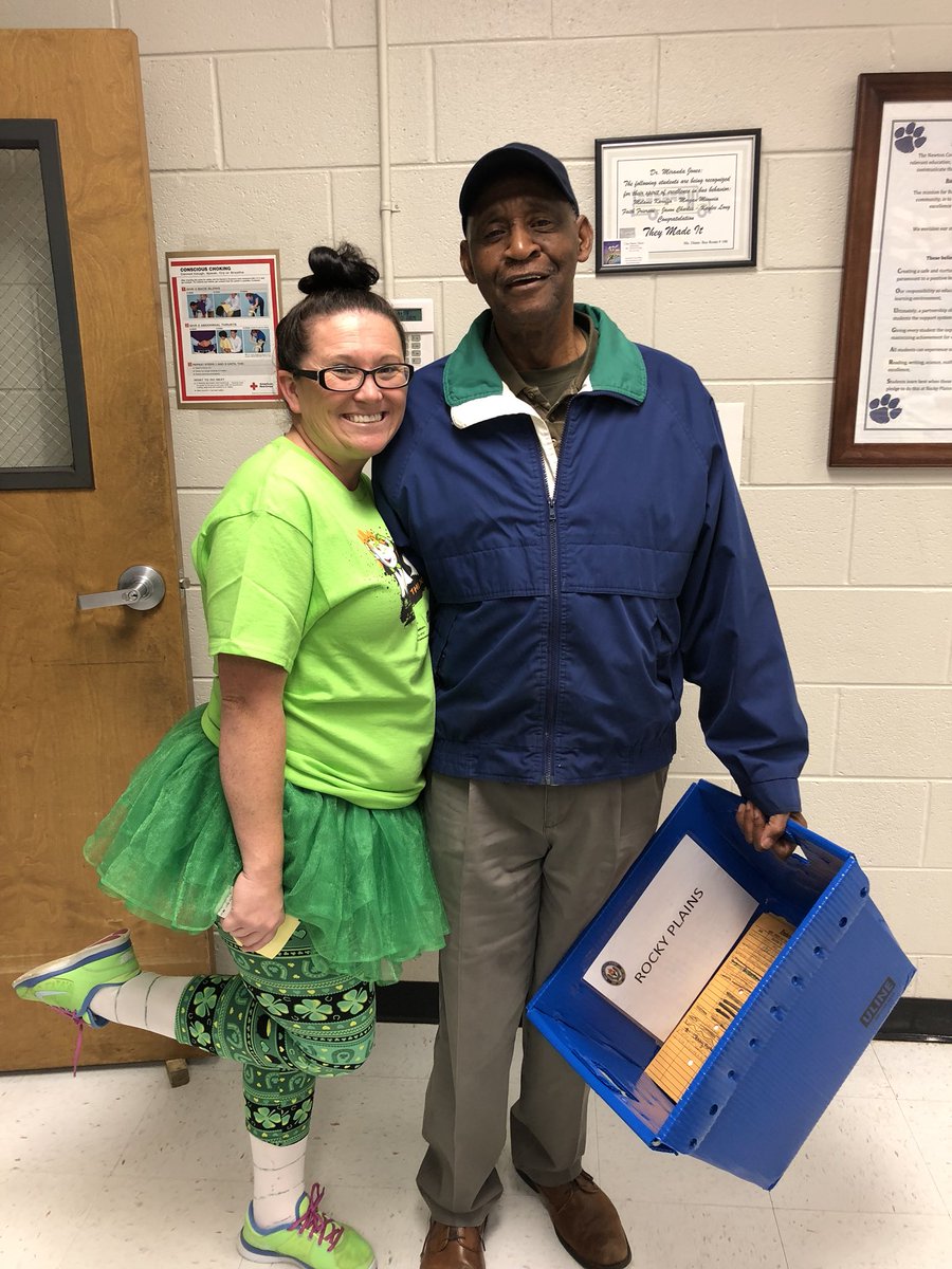 HopeFBarr's tweet photo. Mr. Clark meets one of our most spirited RPES leprechauns  #Shenanigans @barron_shannon @ProcurementNCSS #ncssbethebest https://t.co/pyCw4GNZ2X