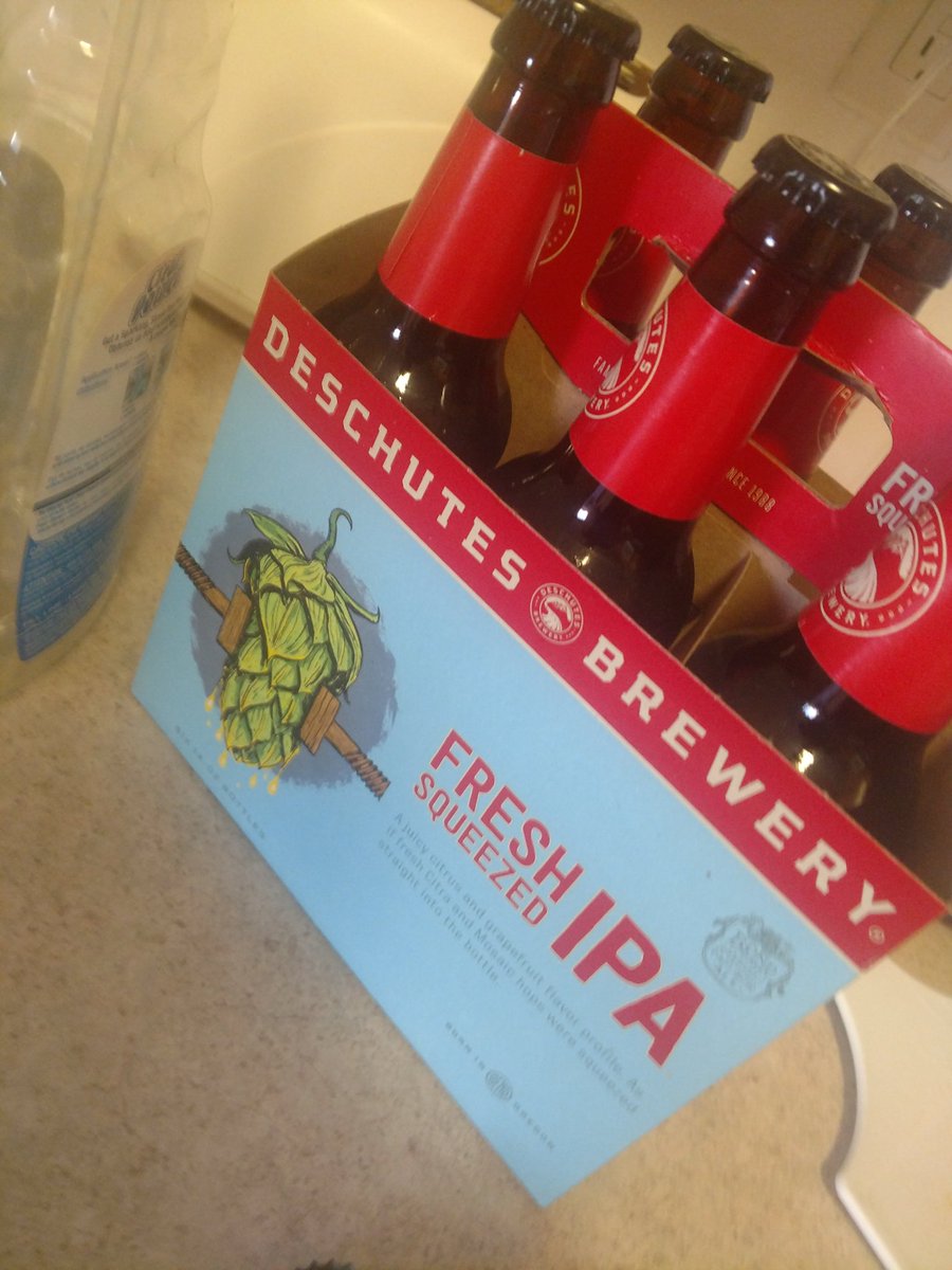 PoseidonsFist's tweet photo. Got my photo canvases in the mail from my vacation to Oregon last August...put me in the mood for Oregon beer. #beerstatus https://t.co/5nnM9CF6E5