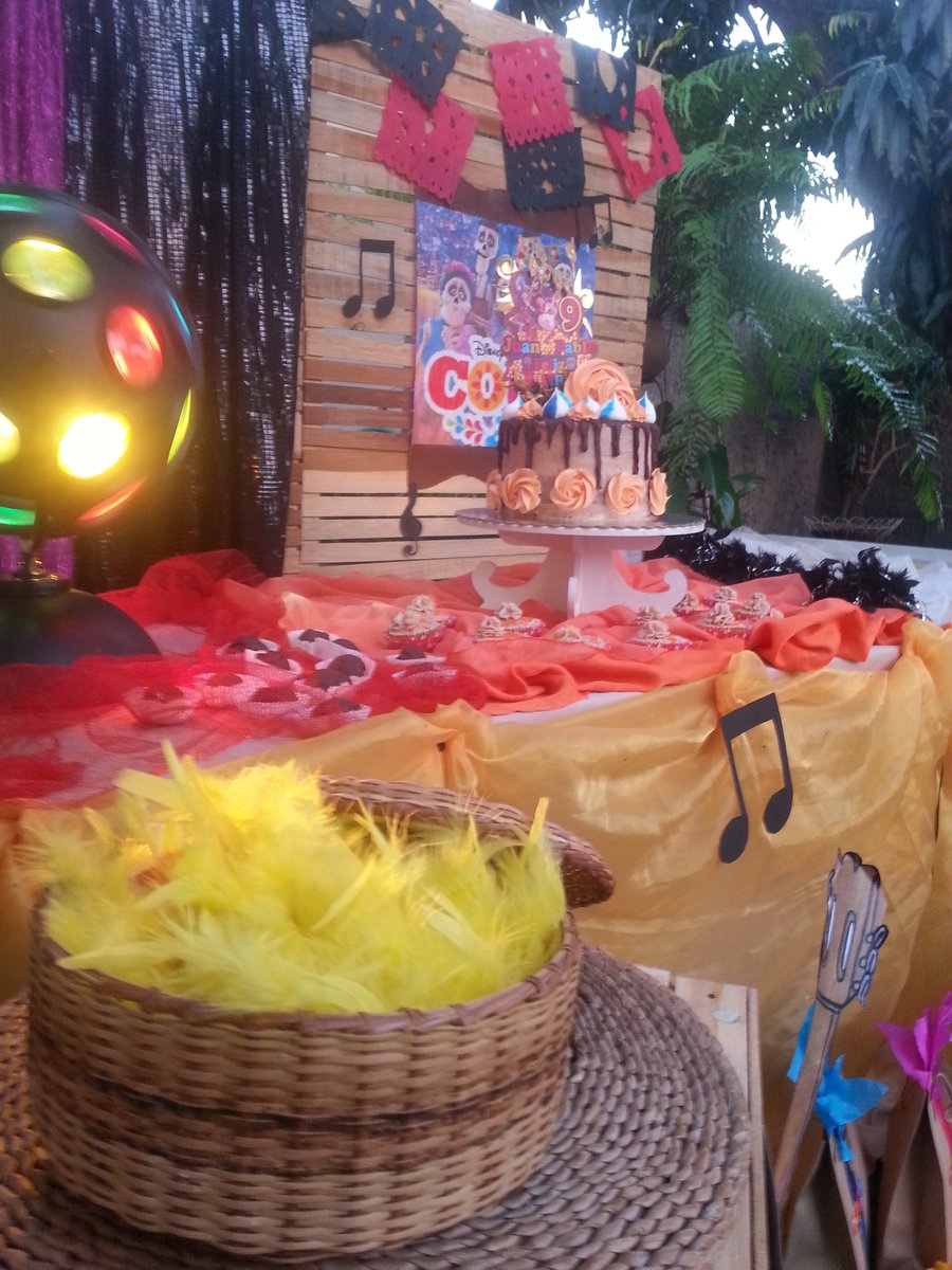 inflarines's tweet photo. Decoración Fiesta Motivo "COCO LA PELÍCULA" https://t.co/9rRT4glM7r