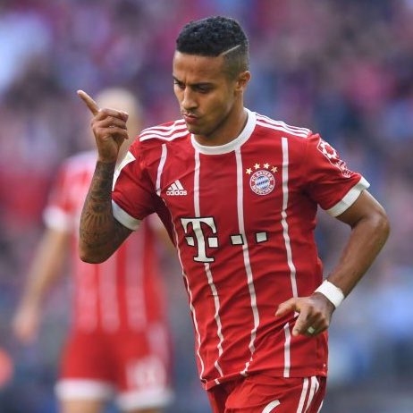TheHeadtoHead's tweet photo. RT for Kroos🇩🇪
LIKE for Thiago🇪🇸 https://t.co/3LyckK7pVC