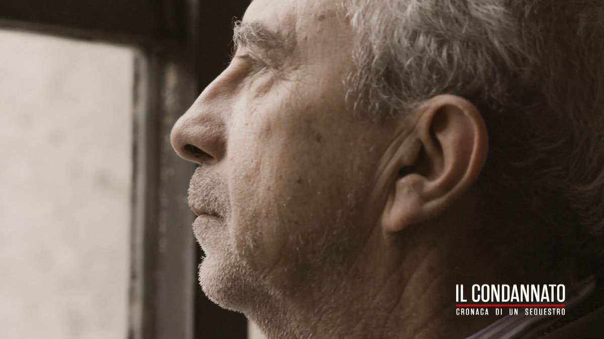 RaiTre's tweet photo. "La memoria di quegli anni è una specie di buco nero, riempito da silenzio, vergogna e nostalgia"

Giovanni Moro, figlio di #AldoMoro 

#IlCondannato #Rai3 https://t.co/EgEjb4LllM