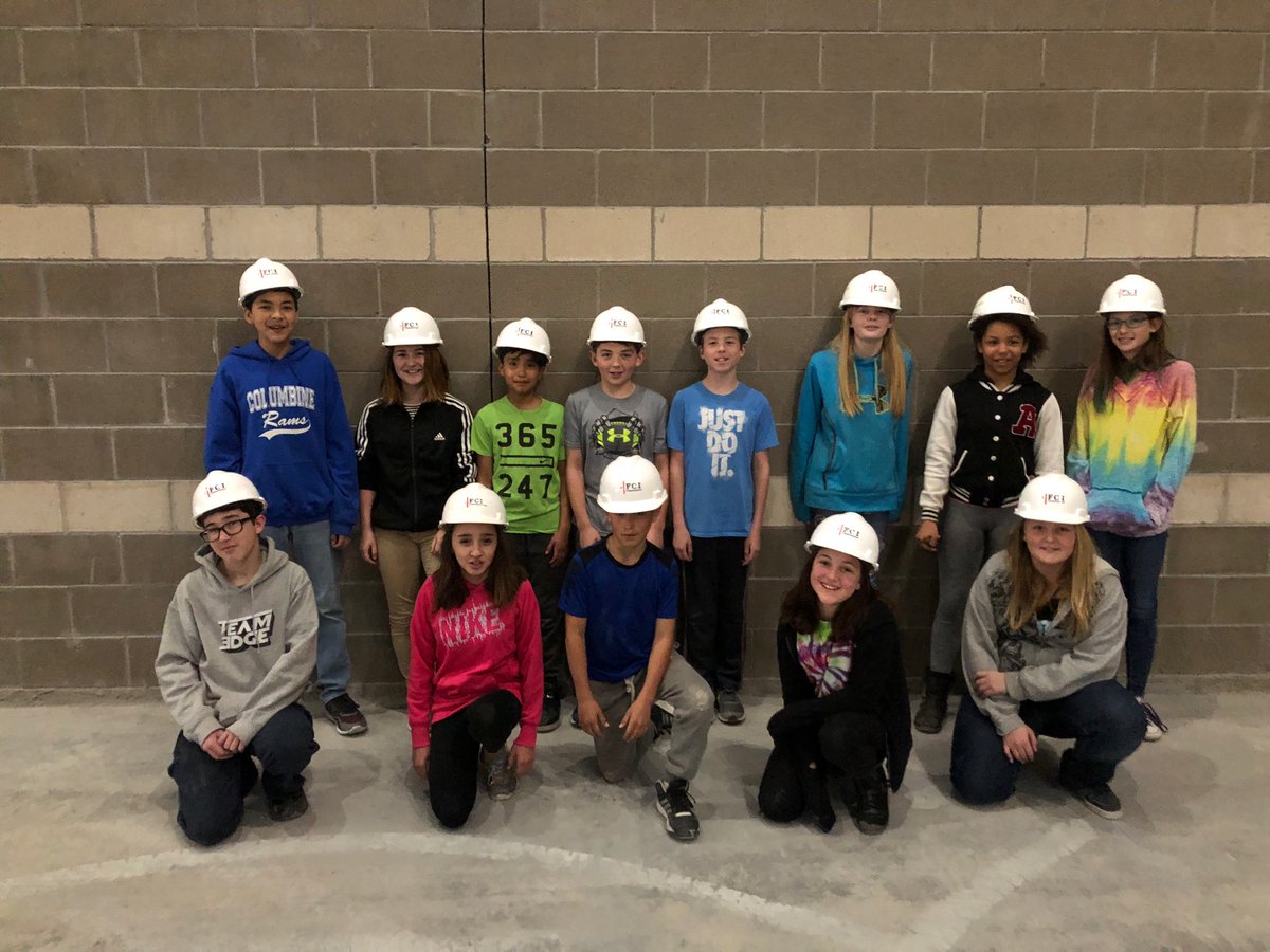 6th grade class visiting the new building