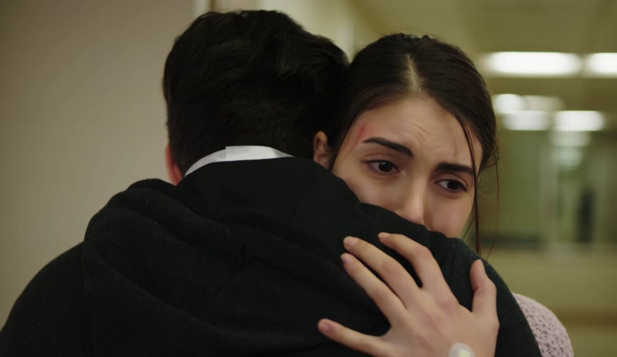 İyice yavaşladık bu yüzden TT olamıyoruz. Herkes salmış durumda... 140 Bin tweet anca olmuş. Biz bu değiliz, YağHaz çok yaklaşmışken daha da saldırmamız lazım. En kısa zamanda toparlayalım kendimizi fandom. 🙋 Şimdi tweet sayımızı arttıralım 4lüleri salalım

KaçınılmazSon YağHaz