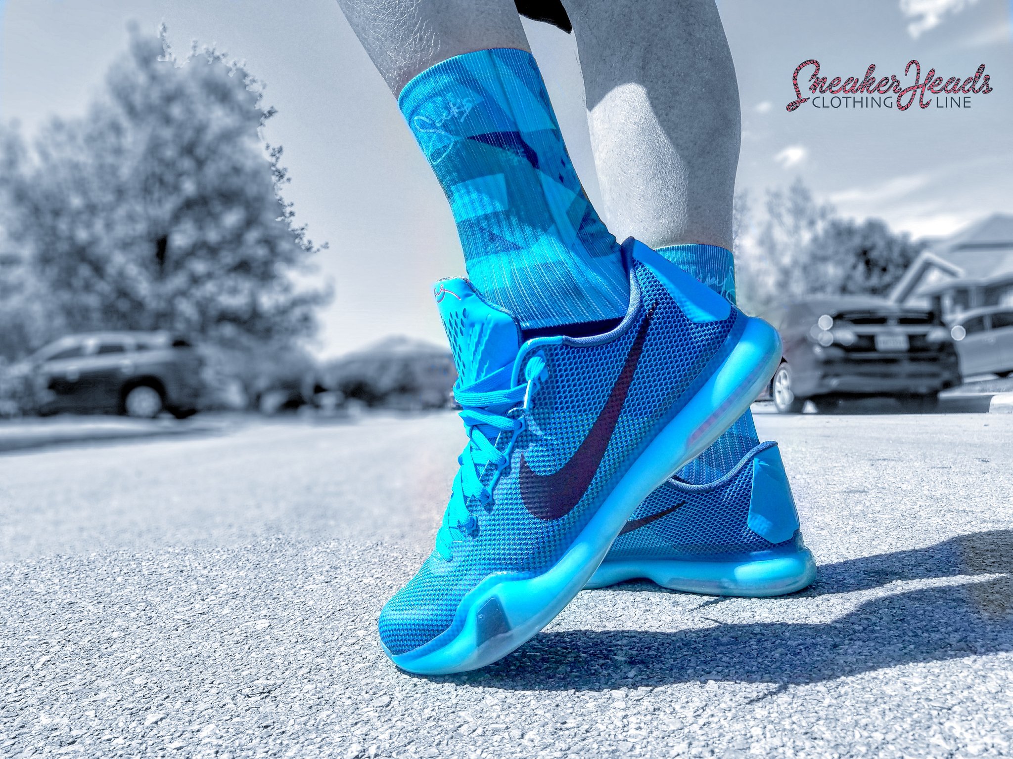 equilibrio en progreso transatlántico SNEAKERHEADS CLOTHING LINE Twitterren: "#KOTD Nike Kobe X "5am Flight/Blue  Lagoon" &amp; matching Custom Socks!!! SUBSCRIBE to the  #sneakerheadsclothingline YouTube Channel at https://t.co/lvFNEXqwpb  #silkysocks #sneakerhead #sneakerheads #nikekobex ...