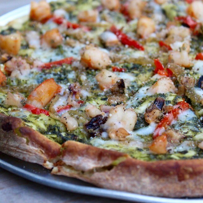 MinasMiami's tweet image. Tonight’s #fridaymood is begging for a #pizzaparty!
