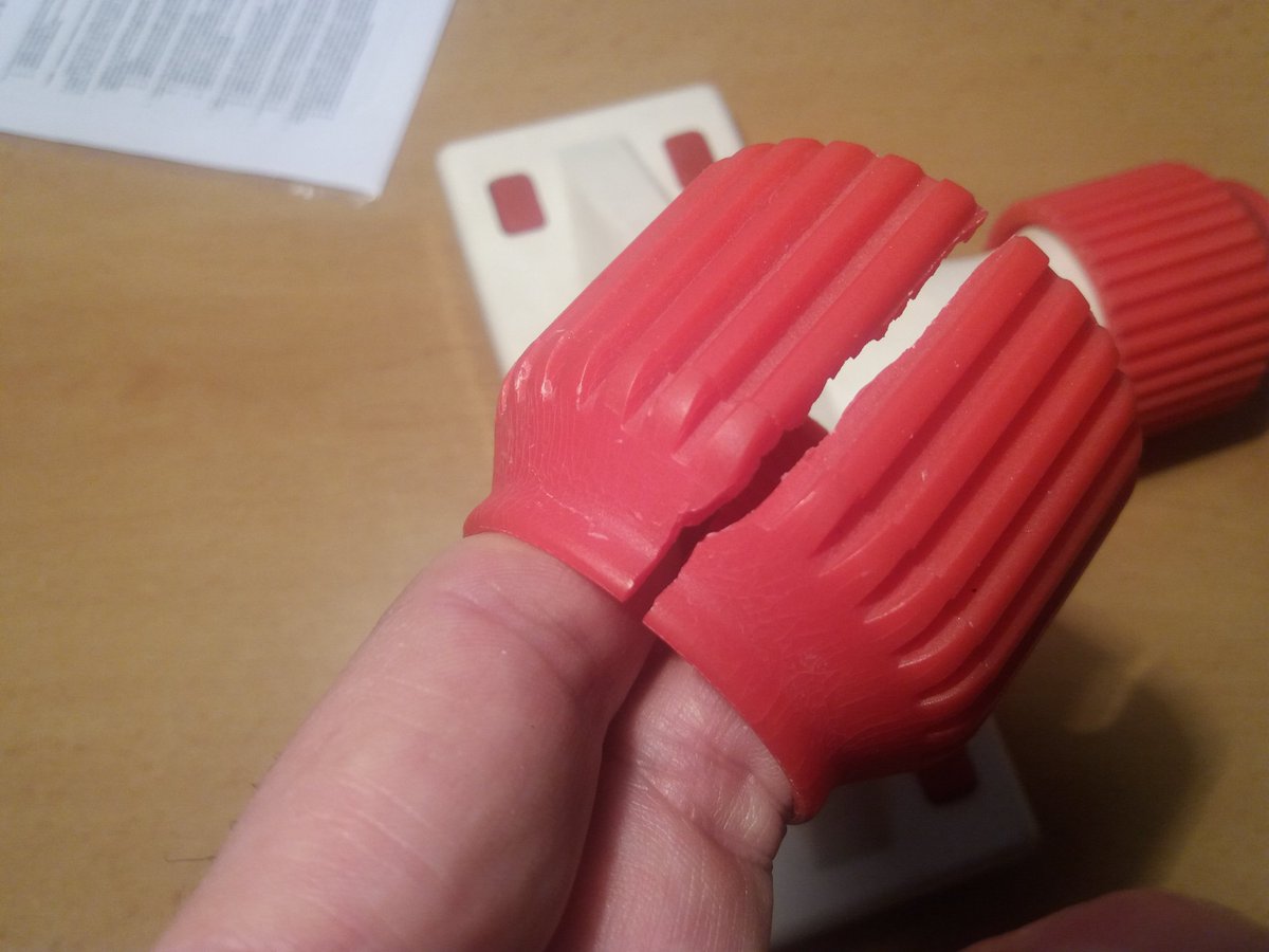 RoboDekan's tweet photo. Fix problem with old broken vacuum cleaner with #fusion360, #3dprint, #ABS filament and closed chamber for #mk2 prusa https://t.co/S91Vv0taA6