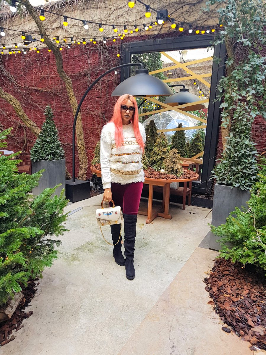 julietibrahim's tweet image. After you meet some human beings, you'll understand why Noah saved more animals on the Ark... 🙄🤔😁 Meanwhile USA trip loading in a bit...