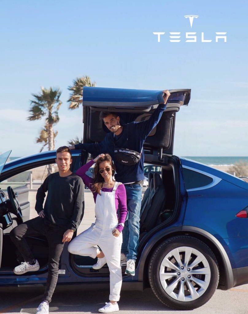 Squad. #Tesla 
Via #adictik app