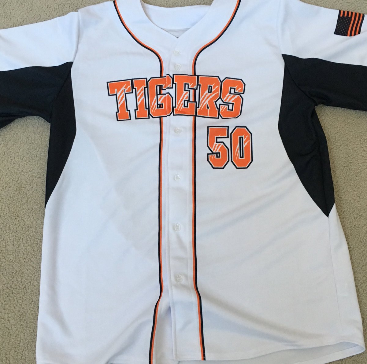 CoachDrapp's tweet photo. Uniforms are in! Tigers Eat!
#HTBFamily
#Ambush https://t.co/uQ5zBzli9f
