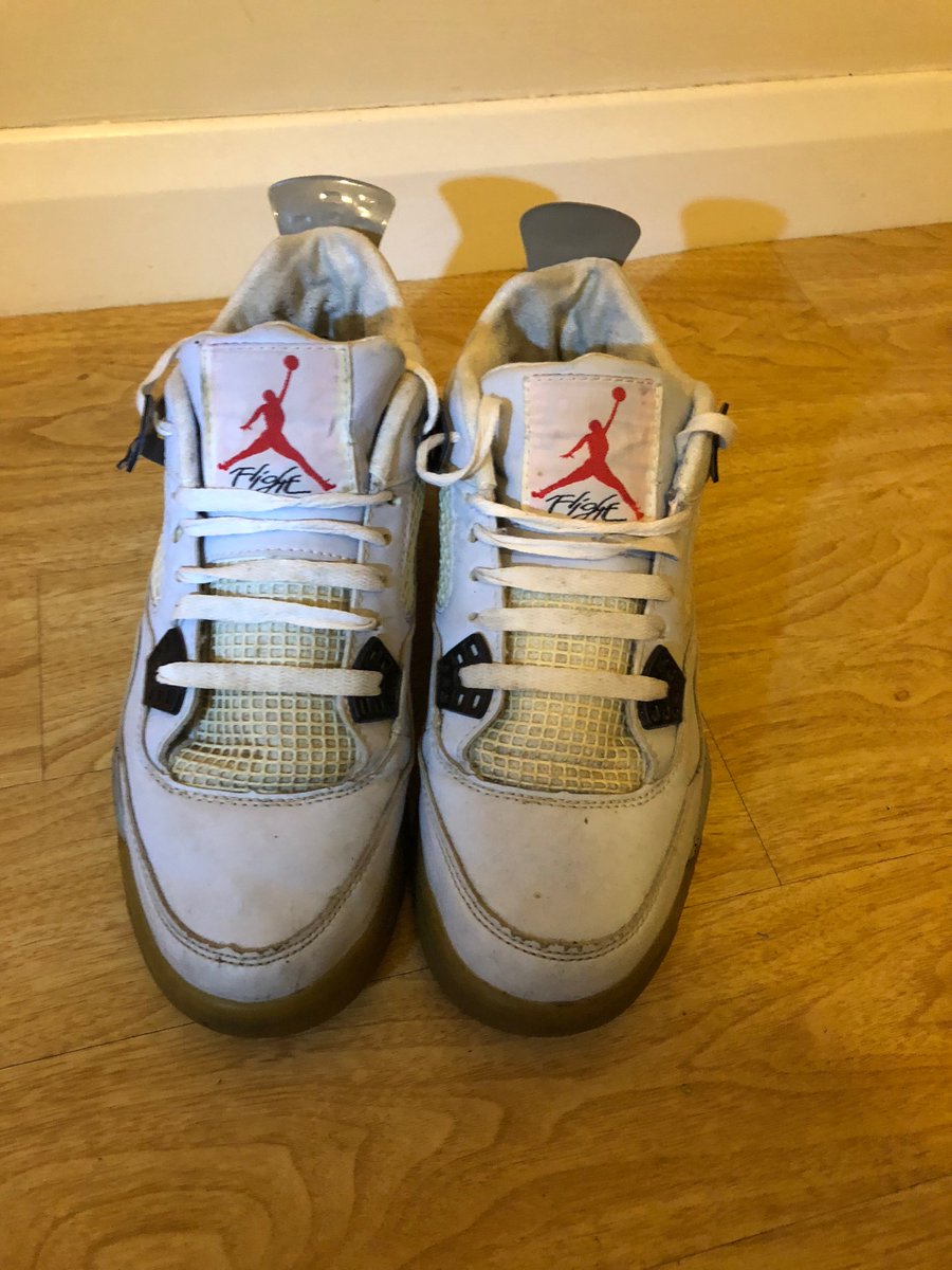 JC_OPD's tweet photo. does any one know what these are worth? #jordan #nike https://t.co/iLu4cIiSpB