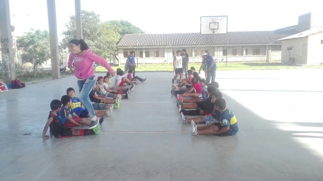 Playón Educativo de B*Solidaridad con grandes actividades ...
#VamosPorMás
#PolíticasSocioeducativasEnAcción
Gran convocatoria de niñ<a href="/s/">『S』</a>!!

<a href="/aniberruezo/">analia berruezo</a> <a href="/UrtubeyJM/">Juan Manuel Urtubey</a> <a href="/fguillesaavedra/">GUILLERMO SAAVEDRA</a> <a href="/patriciapinasco/">Patricia Pinasco</a> <a href="/GabyMoyata/">Gaby Moyata</a>