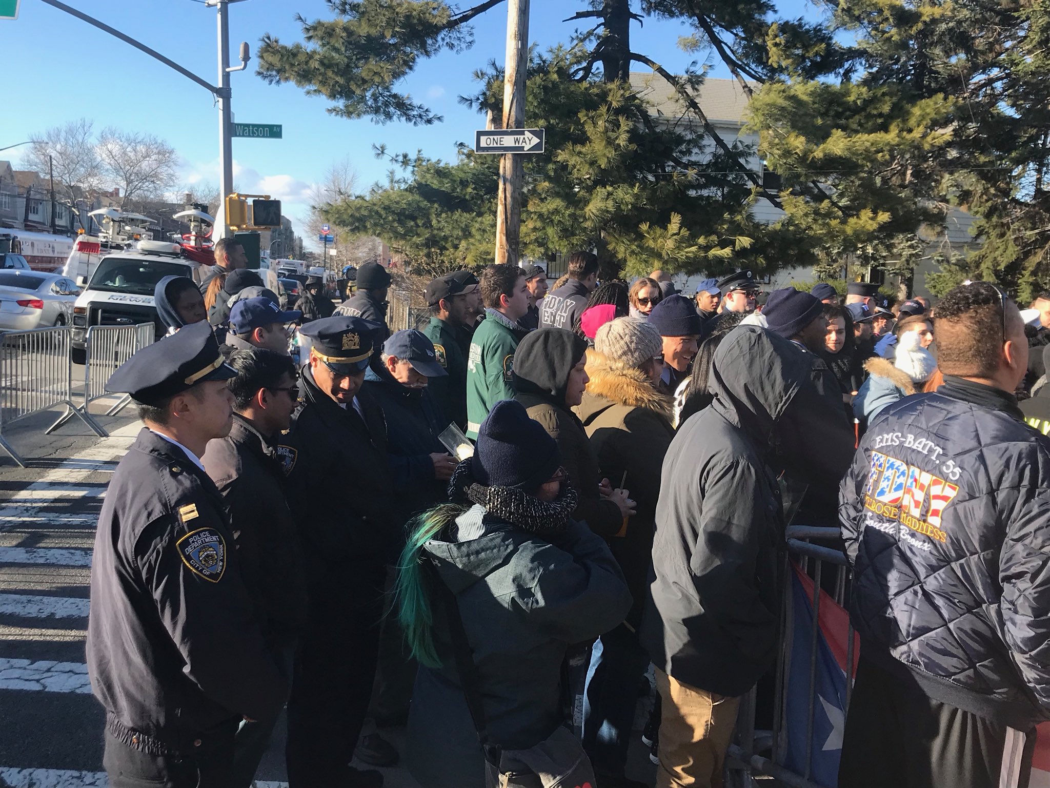 NYPD 43rd Precinct on Twitter "HappeningNow Crowds gather at the