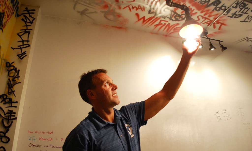 GoodBulb's tweet photo. "My vision is to see Goodbulb LEDs filling up shelf space in national stores because the day that happens we are buying thousands and thousands of LED lanterns for the people in the most remote villages."—CEO Tom Enright #socialimpact #GoodBulb https://t.co/h0Ics2TaoT https://t.co/jKAOEo3DXr