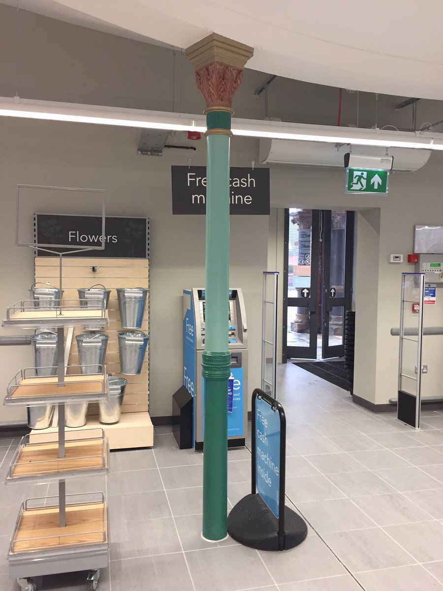 AmymullinsAmy's tweet photo. ...and we're in! Day 1 Clarence street @ClarenceSt_York @Mcalvert2016 @CoopNo505 @Danny_Leaf https://t.co/XCTIP2c8lP