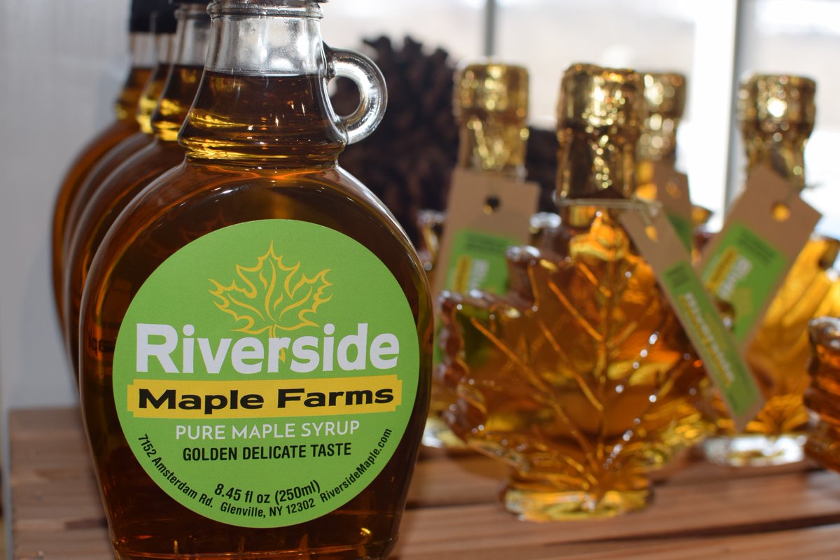 nyagandmarkets's tweet photo. Commissioner Ball was honored to kick off #MapleWeekends today @RiversideMaple in Glenville. It is just one of nearly 200 NY maple businesses hosting events March 17-18 and March 24-25. #NYMaple #MapleSyrup #NYAg Find out more: https://t.co/G26IptJRnl https://t.co/6OoWP17NjC