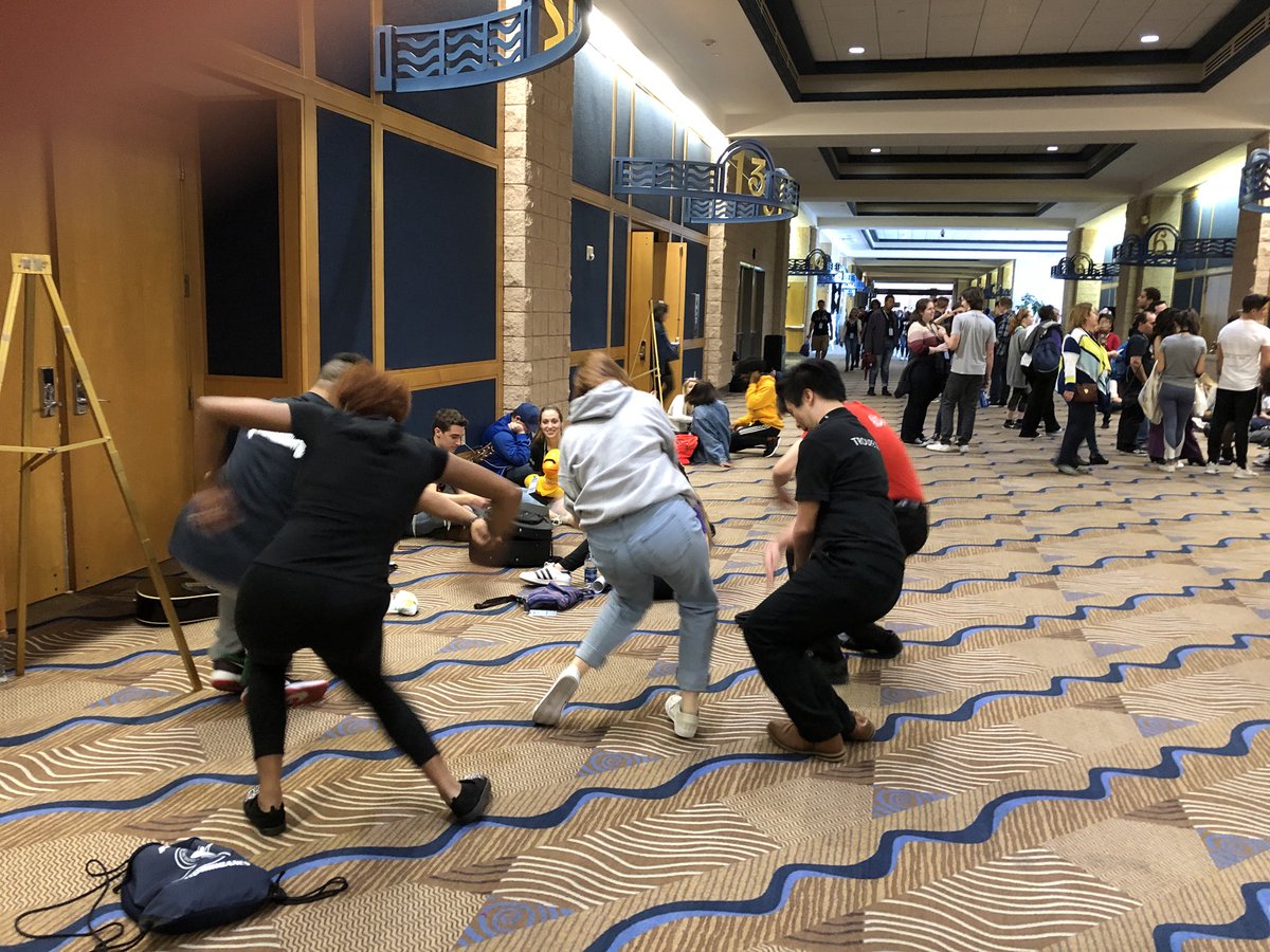 troupe_4376's tweet image. Having a great day in Tampa!! Making memories and new thespian friends😊