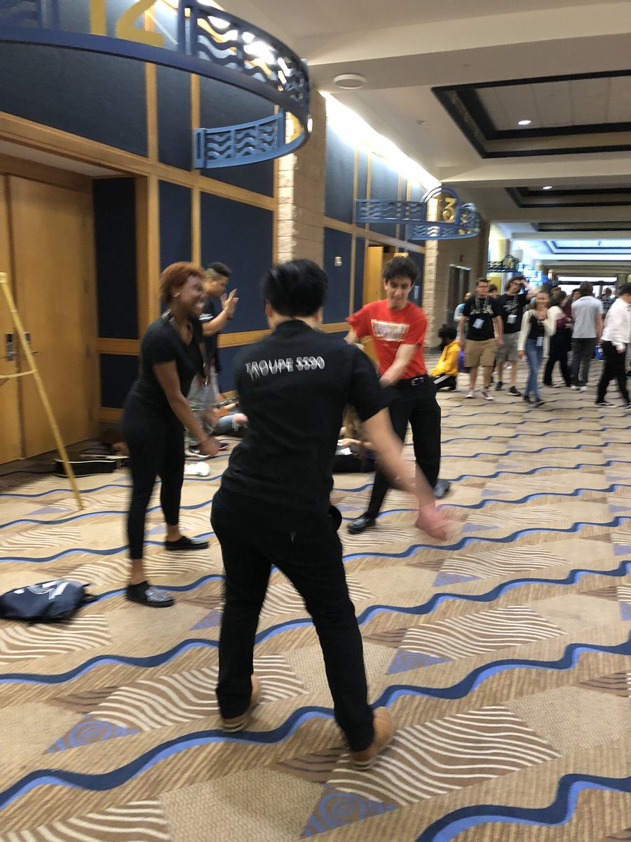 troupe_4376's tweet image. Having a great day in Tampa!! Making memories and new thespian friends😊