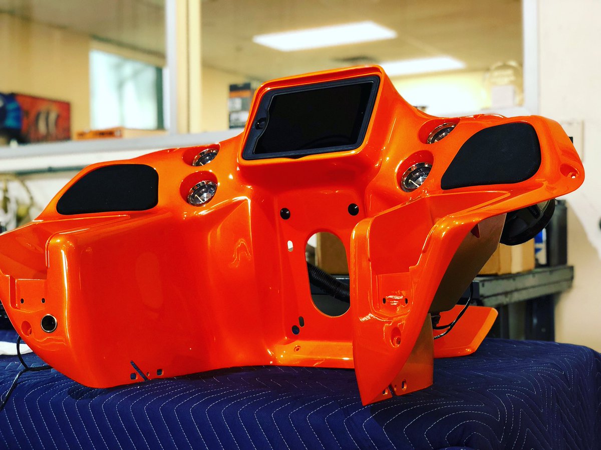 Road Glide conversion coming along nicely.