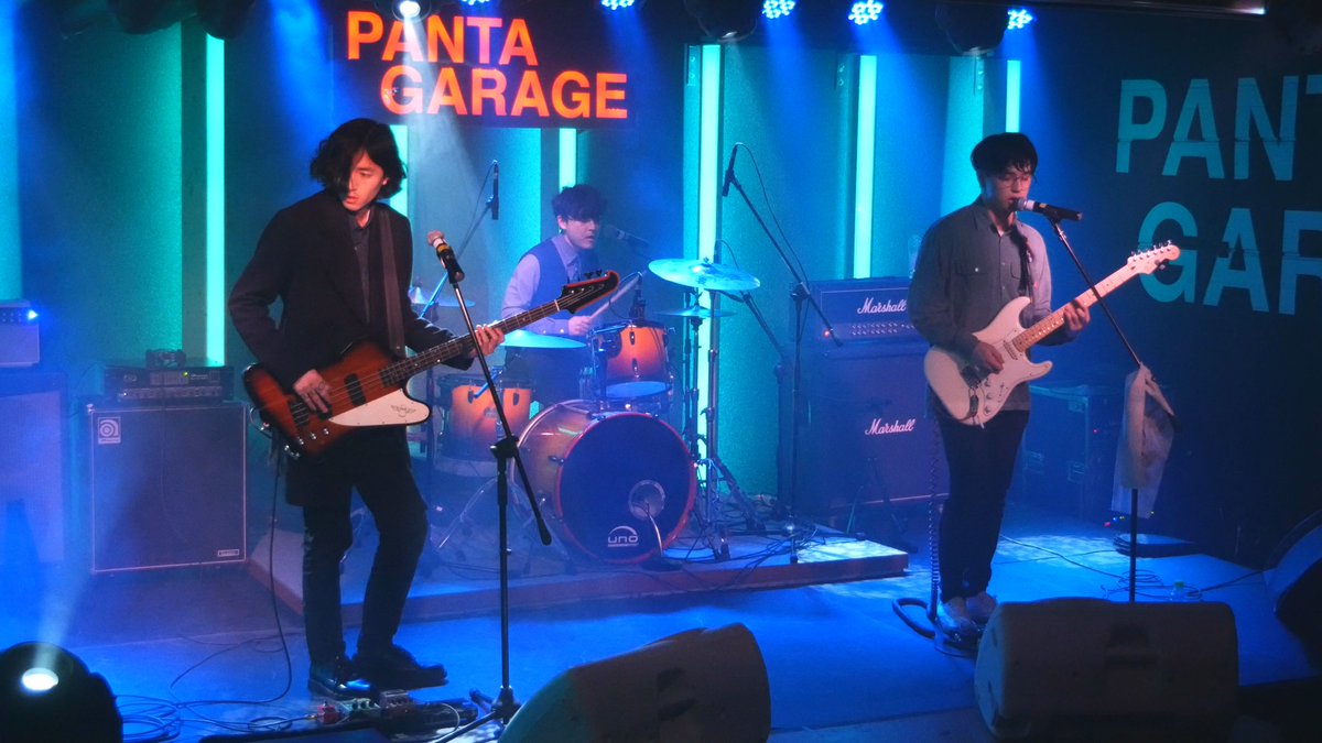 southkoreaindie's tweet photo. [2018.03.16]호랑이아들들(SonsOfTiger)FullLive4K@복합문화공간에무
https://t.co/5FKOYz1qAN
#호랑이아들들 #SonsOfTiger #koreanband #koreaindie #koreanrock #krock https://t.co/BMQea0rx98